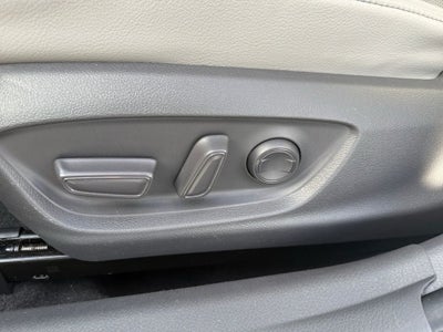 2021 Toyota Camry Hybrid XLE