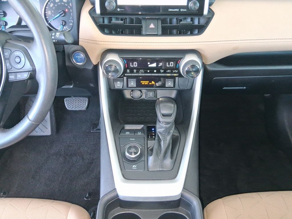 2021 Toyota RAV4 Hybrid XLE