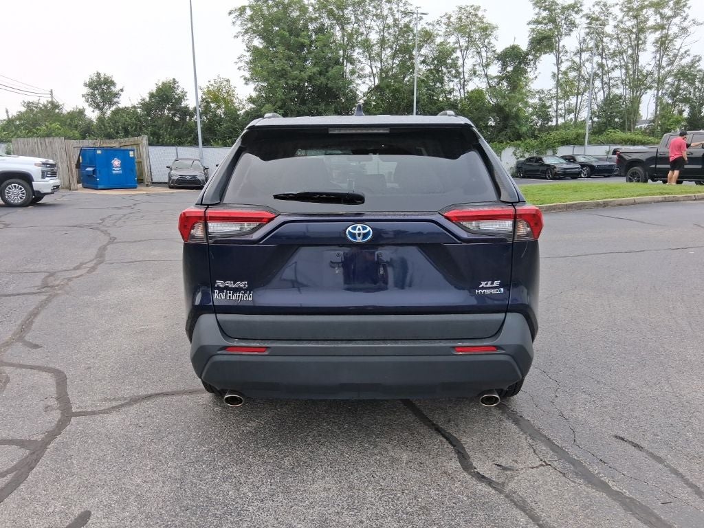 2021 Toyota RAV4 Hybrid XLE