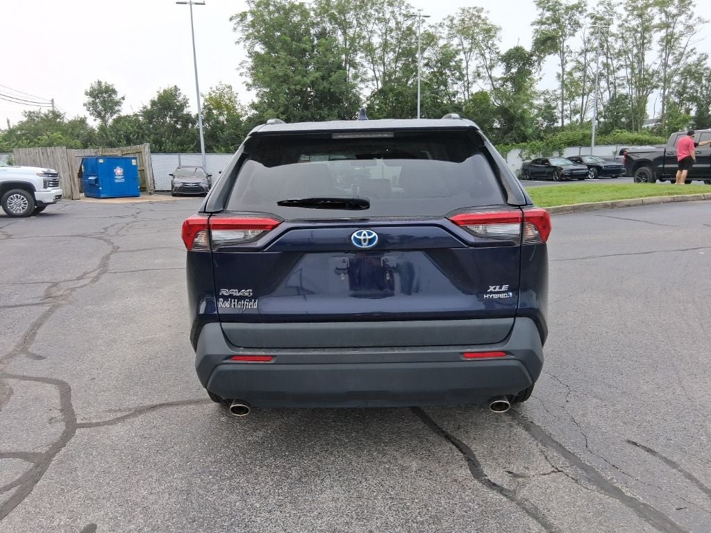 2021 Toyota RAV4 Hybrid XLE