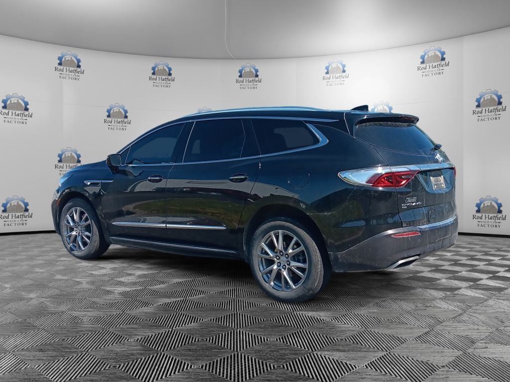 2022 Buick Enclave Essence