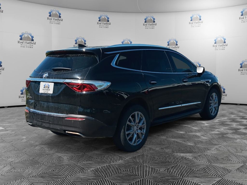 2022 Buick Enclave Essence