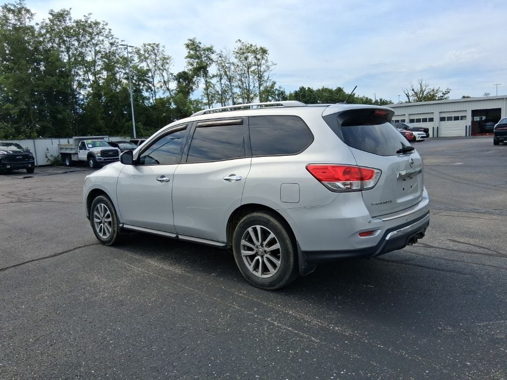 2015 Nissan Pathfinder SV