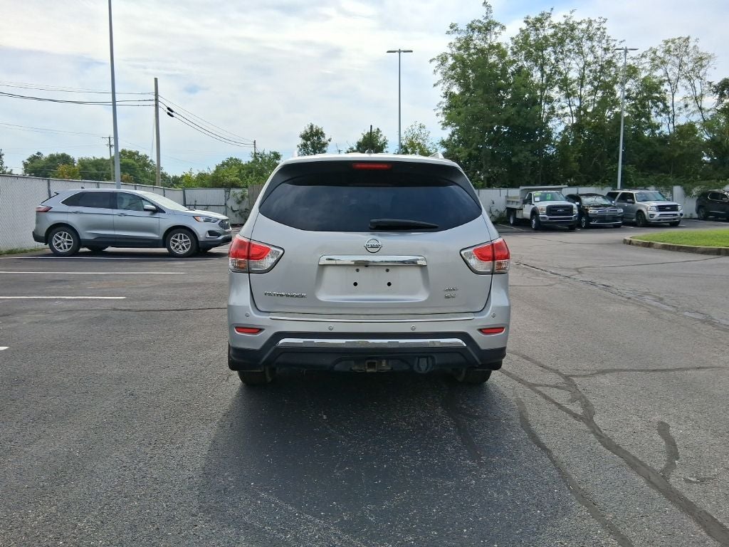 2015 Nissan Pathfinder SV