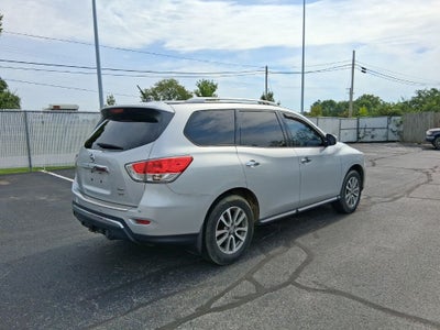2015 Nissan Pathfinder SV
