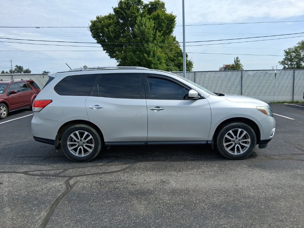 2015 Nissan Pathfinder SV
