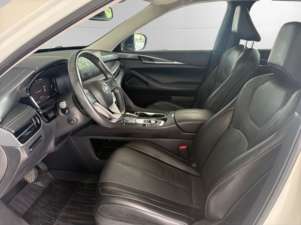 2022 INFINITI QX60 LUXE