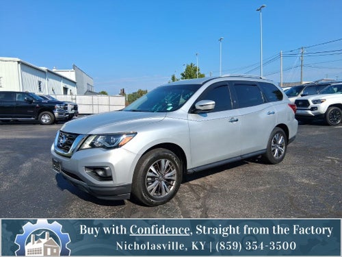 2020 Nissan Pathfinder SV