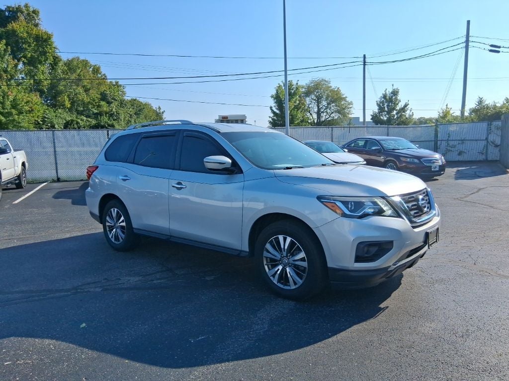 2020 Nissan Pathfinder SV
