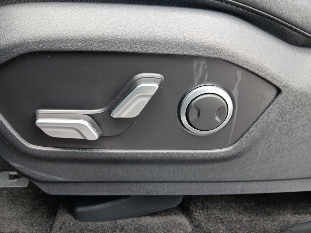 2025 Hyundai Santa Fe Hybrid SEL