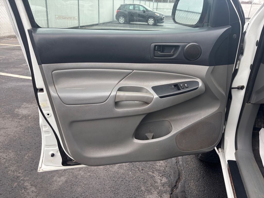 2015 Toyota Tacoma Base V6