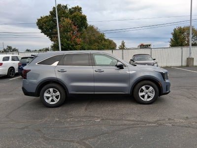 2025 Kia Sorento LX
