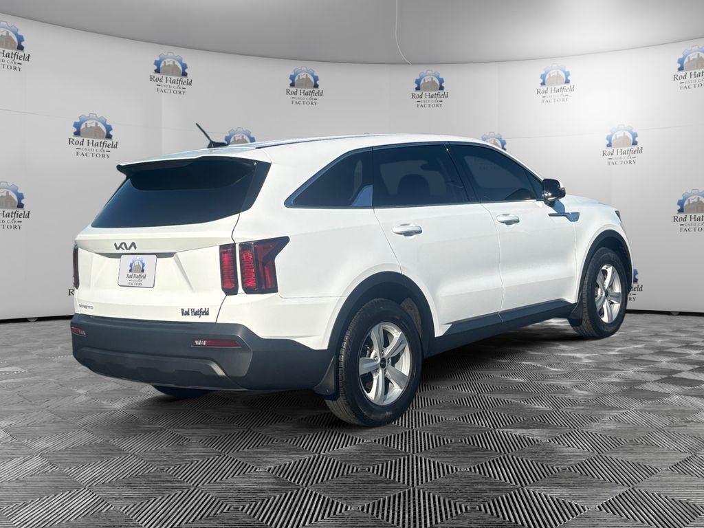 2023 Kia Sorento LX