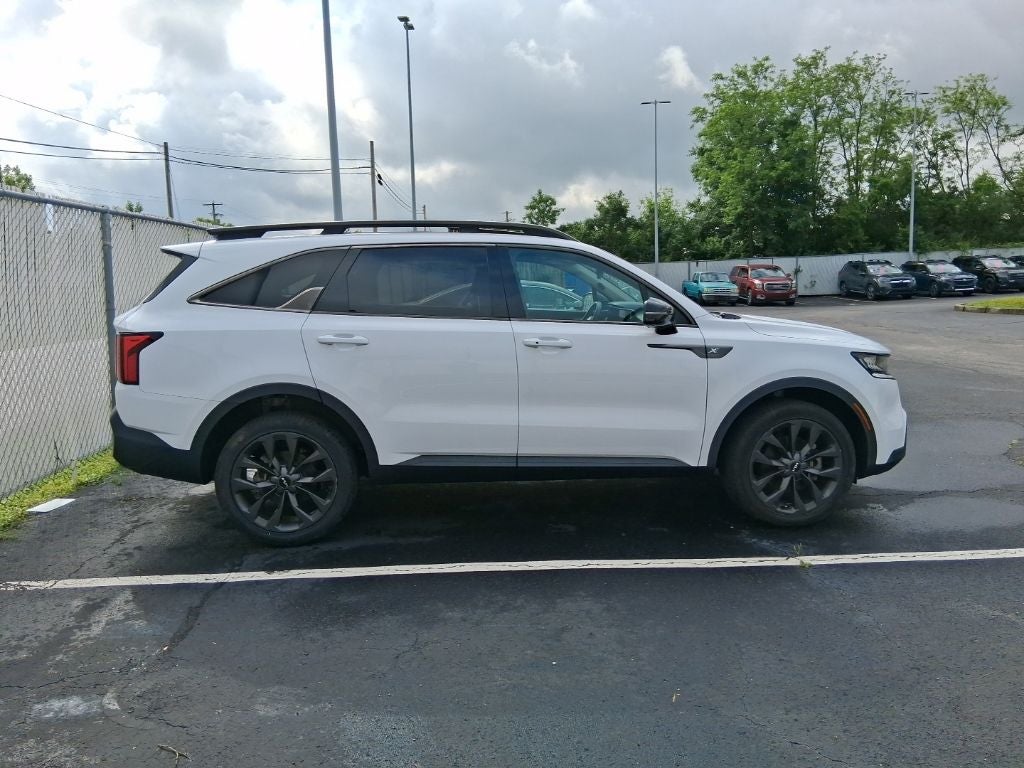 2022 Kia Sorento X-Line EX