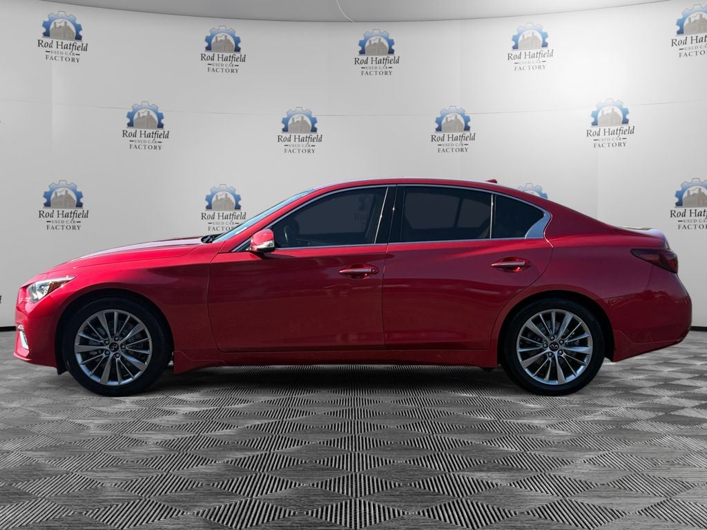 2022 INFINITI Q50 LUXE