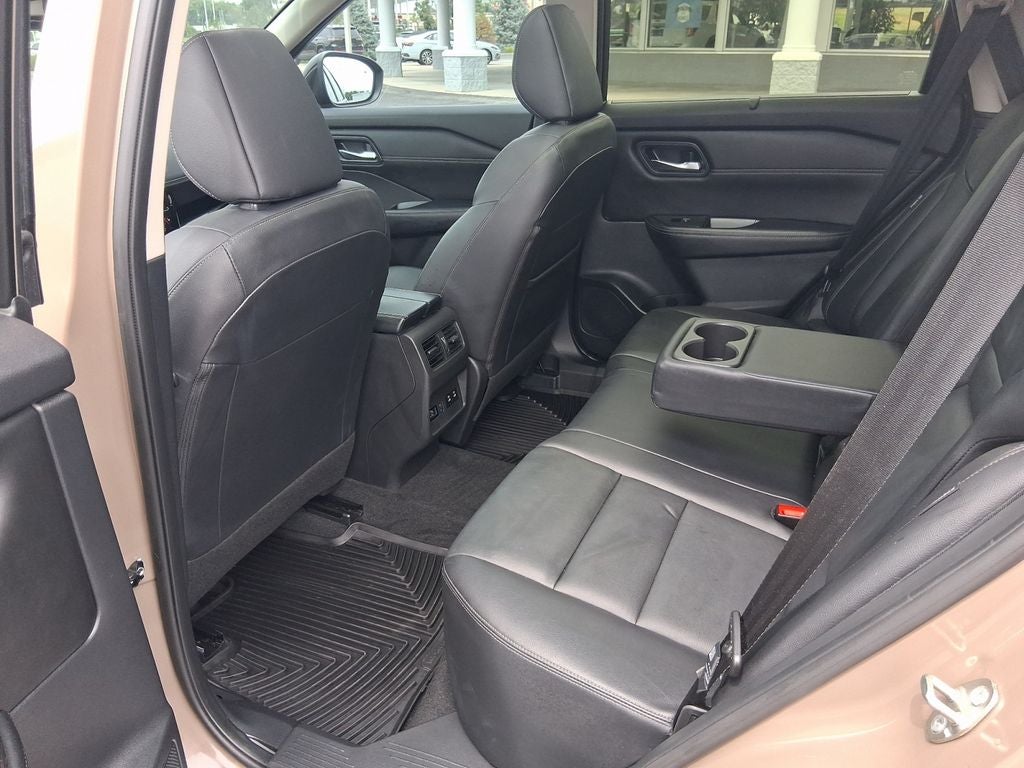 2024 Nissan Rogue SL