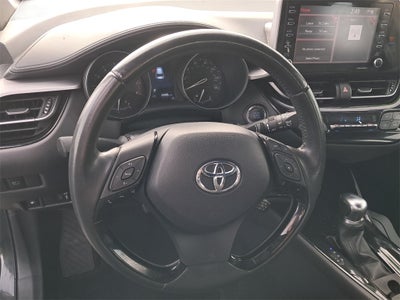 2022 Toyota C-HR XLE