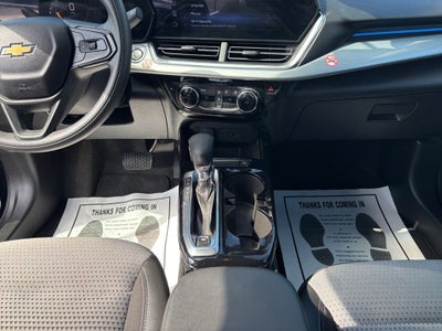 2025 Chevrolet Trax LT