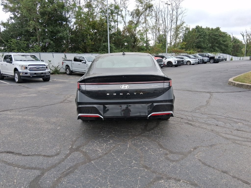 2025 Hyundai Sonata SEL