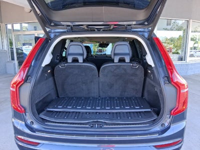 2020 Volvo XC90 T6 Momentum