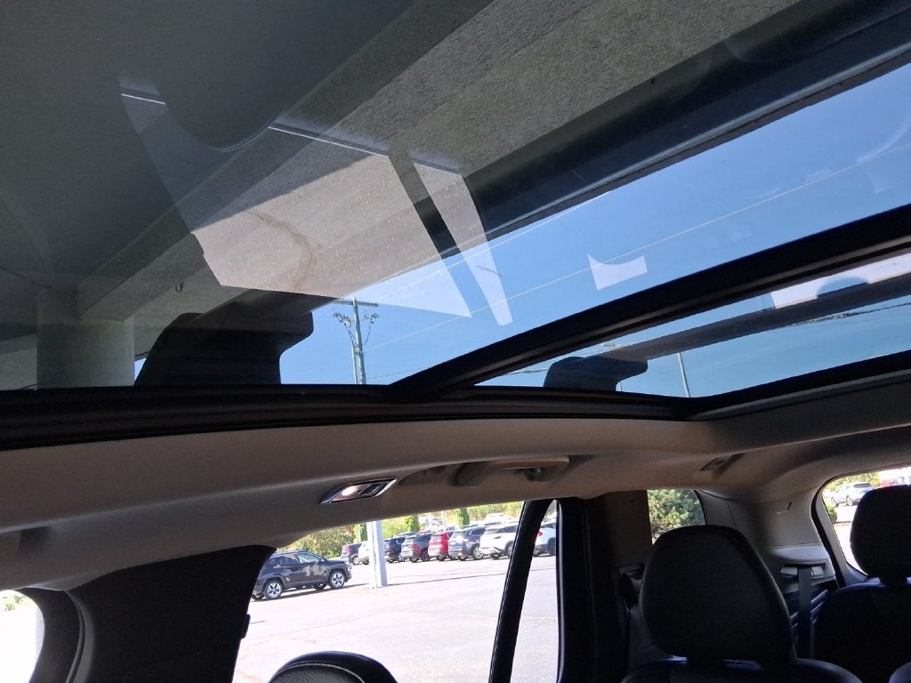 2020 Volvo XC90 T6 Momentum