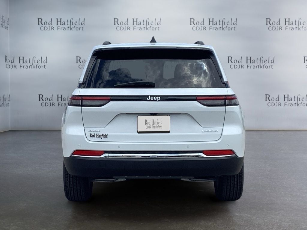 2026 Jeep Grand Cherokee GRAND CHEROKEE LAREDO X 4X4