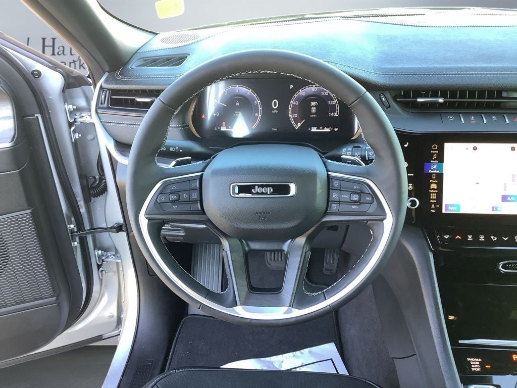 2026 Jeep Grand Cherokee GRAND CHEROKEE LAREDO ALTITUDE 4X4