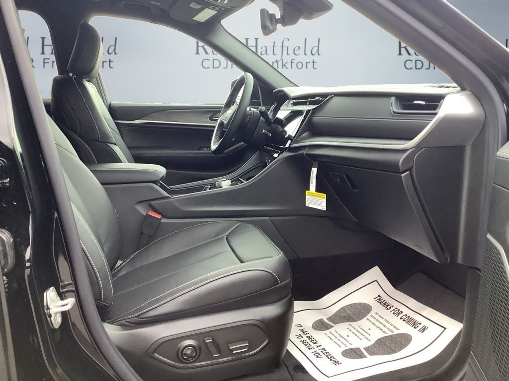 2026 Jeep Grand Cherokee GRAND CHEROKEE LIMITED RESERVE 4X4