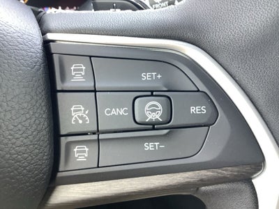 2027 Jeep Grand Cherokee GRAND CHEROKEE LIMITED 4X4