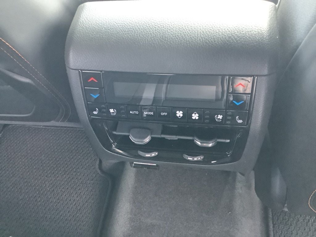 2026 Jeep Grand Cherokee GRAND CHEROKEE SUMMIT 4X4