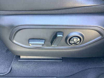 2027 Jeep Grand Cherokee Laredo Altitude