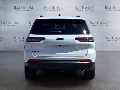 2027 Jeep Grand Cherokee Laredo Altitude