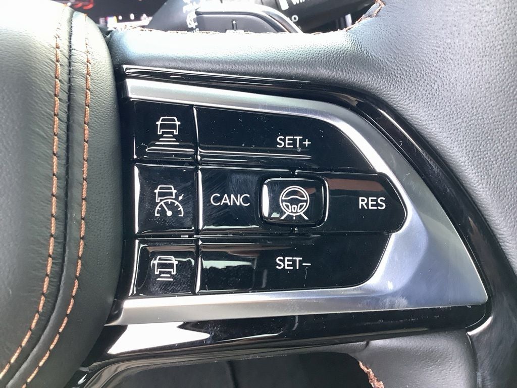 2027 Jeep Grand Cherokee GRAND CHEROKEE L SUMMIT 4X4
