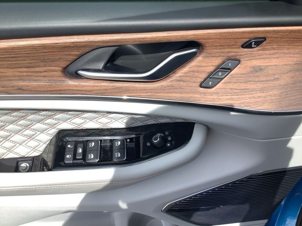 2022 Jeep Grand Cherokee 4xe Summit 4x4