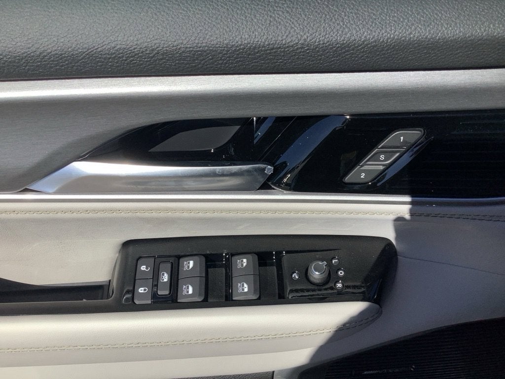 2027 Jeep Grand Wagoneer Upland