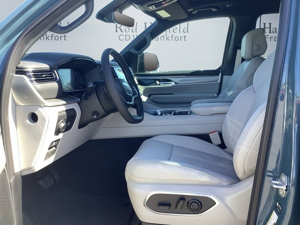 2027 Jeep Grand Wagoneer Upland
