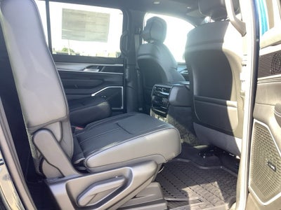 2027 Jeep Grand Wagoneer GRAND WAGONEER UPLAND 4X4
