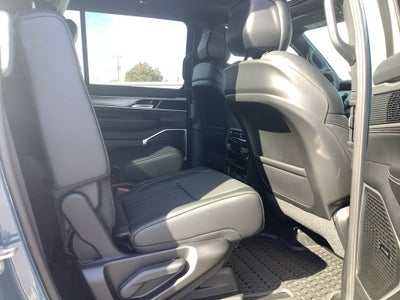 2027 Jeep Grand Wagoneer GRAND WAGONEER UPLAND 4X4