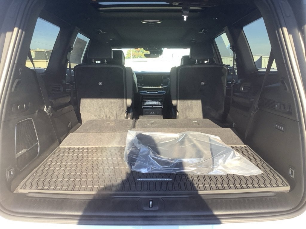 2027 Jeep Grand Wagoneer GRAND WAGONEER UPLAND 4X4