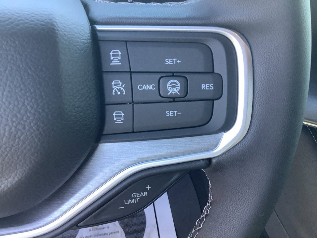 2027 Jeep Grand Wagoneer GRAND WAGONEER UPLAND 4X4