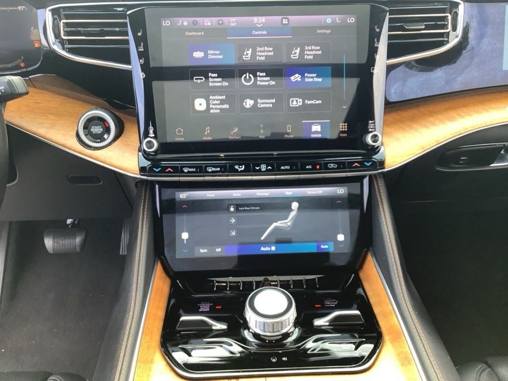 2022 Jeep Grand Wagoneer Series III 4x4