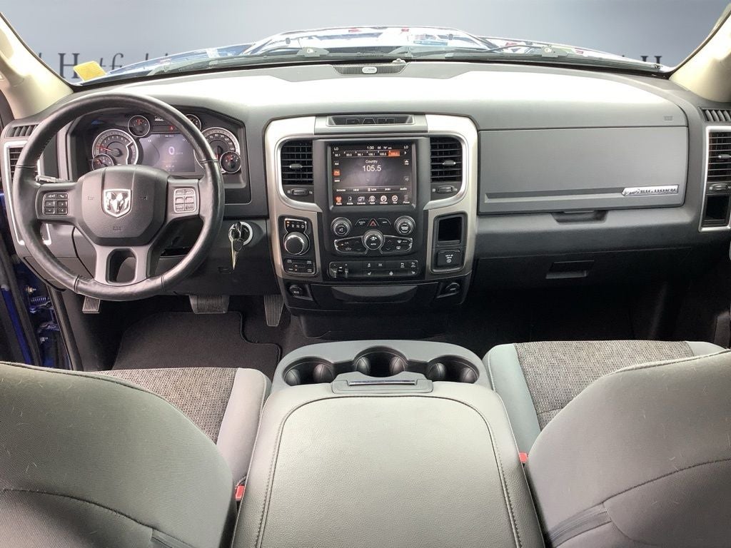2017 RAM 1500 Big Horn Quad Cab 4x4 6'4' Box