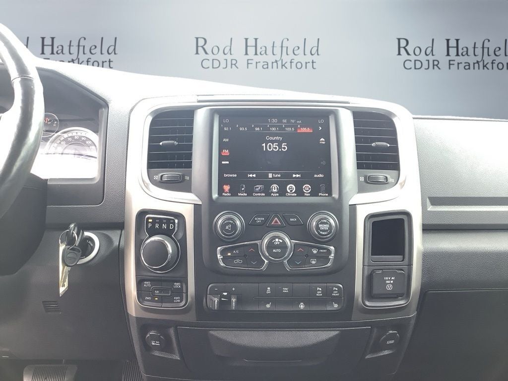 2017 RAM 1500 Big Horn Quad Cab 4x4 6'4' Box