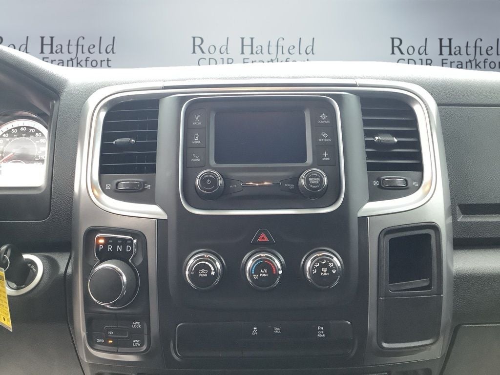 2024 RAM 1500 Classic Warlock Crew Cab 4x4 5'7' Box