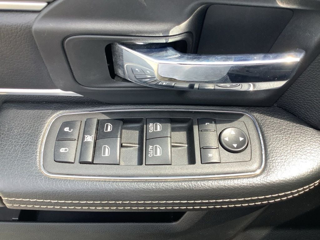 2021 RAM 1500 Classic SLT