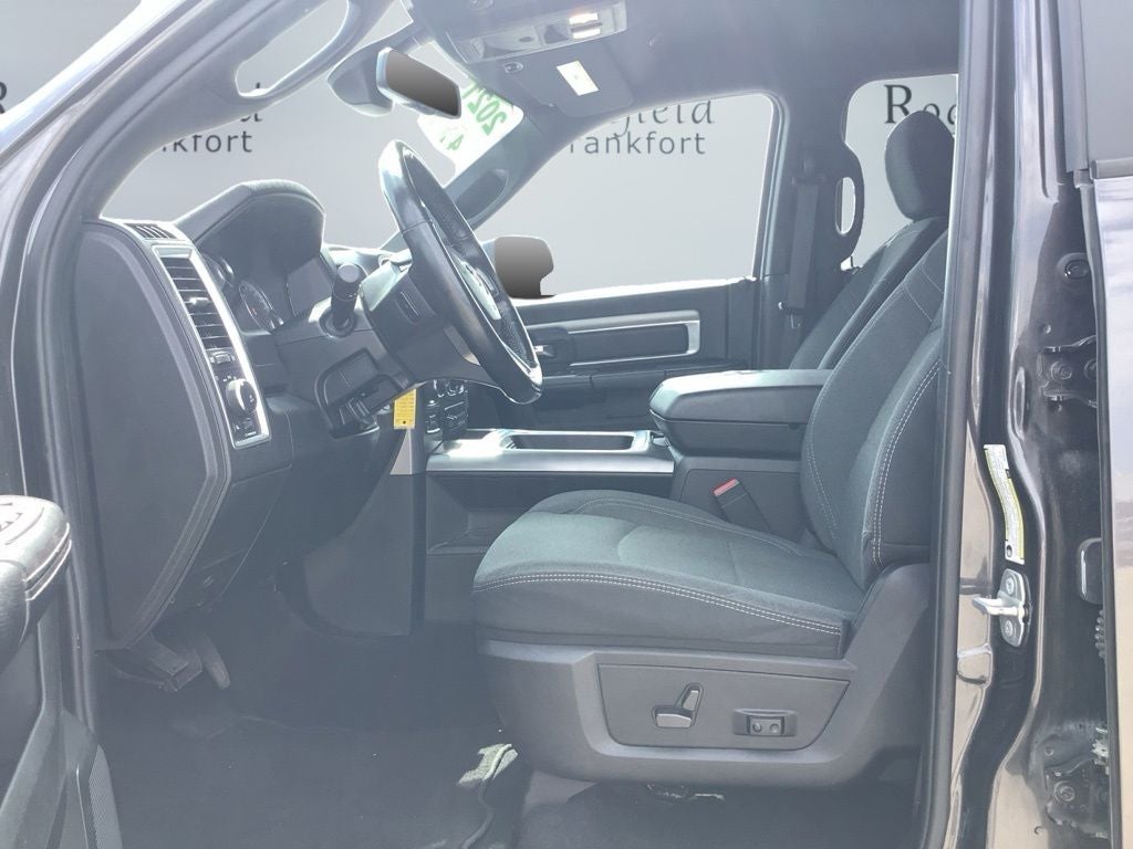 2021 RAM 1500 Classic SLT