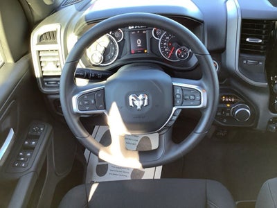 2025 RAM 1500 Tradesman Crew Cab 4x4 5'7' Box