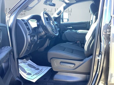 2025 RAM 1500 Tradesman Crew Cab 4x4 5'7' Box