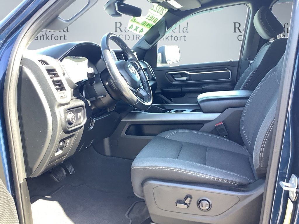 2022 RAM 1500 Big Horn Crew Cab 4x4 5'7' Box
