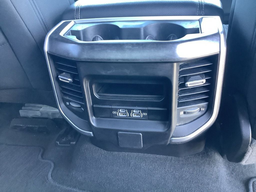 2023 RAM 1500 Big Horn Crew Cab 4x4 5'7' Box